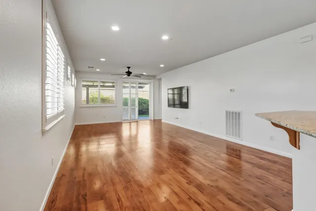 $550,000 | 7925 Peak Forest Way, Elk Grove, CA 95757