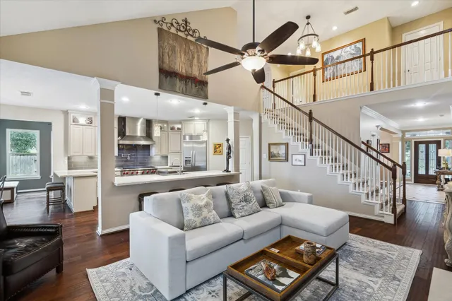 $699,900 | 8543 Evening Light, Sugar Land, TX 77479