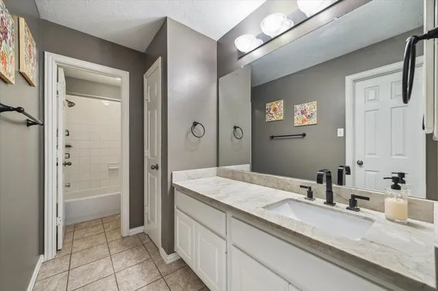 $699,900 | 8543 Evening Light, Sugar Land, TX 77479