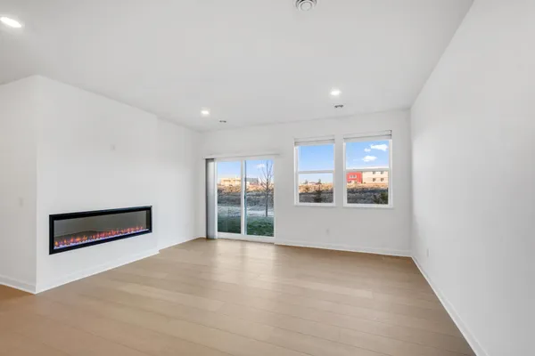 $468,715 | 7381 Kaeding Avenue Northeast, Albertville, MN 55301