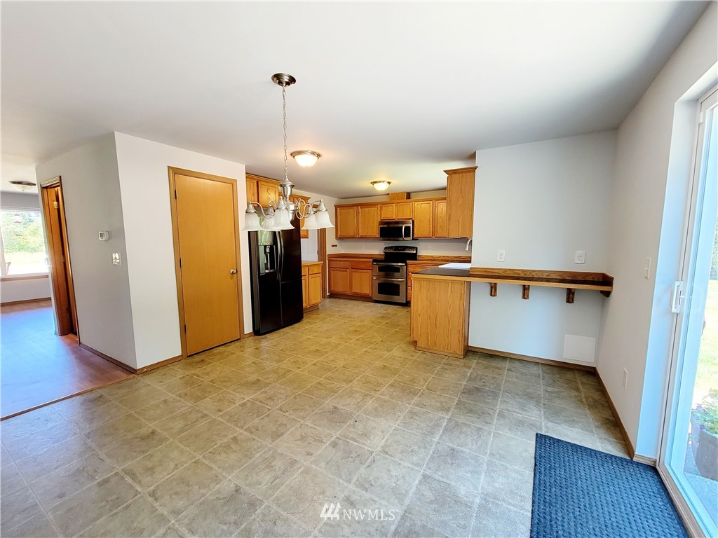 1297 Monte Elma Road Elma, WA 98541 - Photo 5 of 39 Gallery Image 5