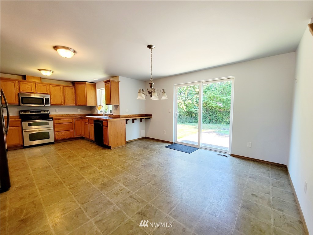 1297 Monte Elma Road Elma, WA 98541 - Photo 6 of 39 Gallery Image 6