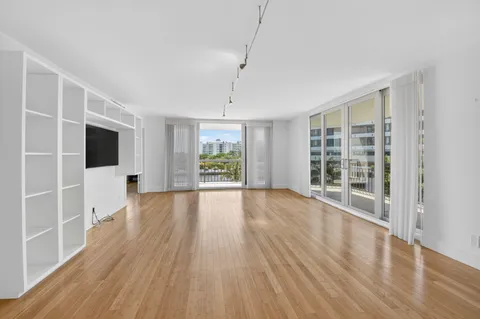 $1,499,000 | 901 East Camino, Unit 4C, Boca Raton, FL 33432