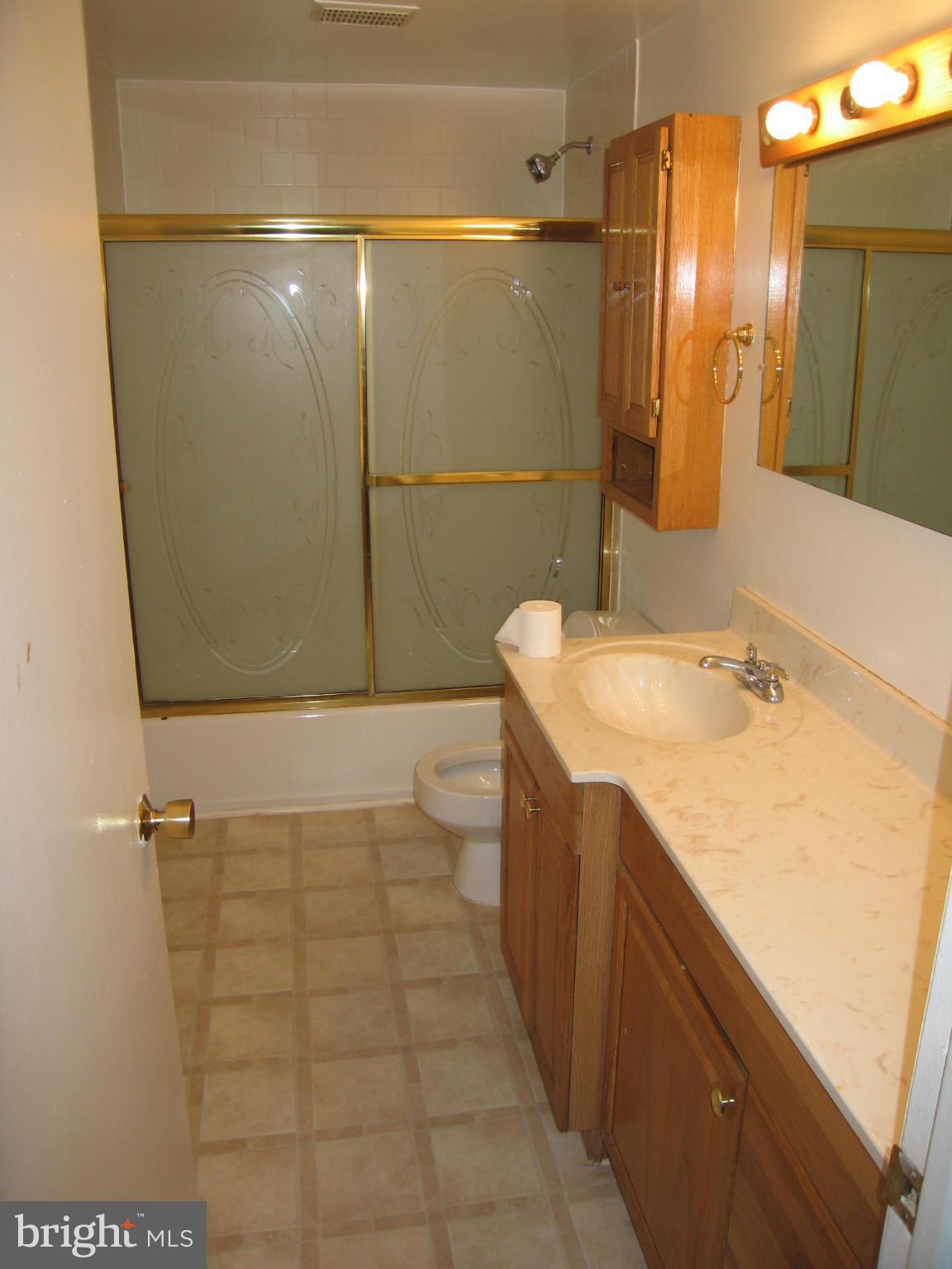 8953 Footed Ridge Columbia, MD 21045 - Photo 9 of 15 Bath
