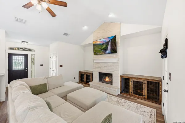 $399,000 | 172 Rogues Hollow, Seguin, TX 78155