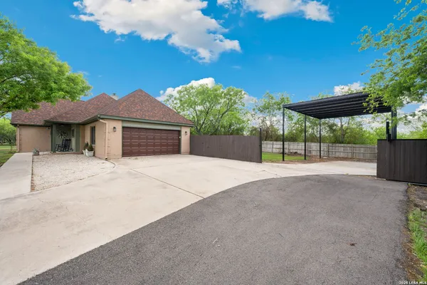 $399,000 | 172 Rogues Hollow, Seguin, TX 78155