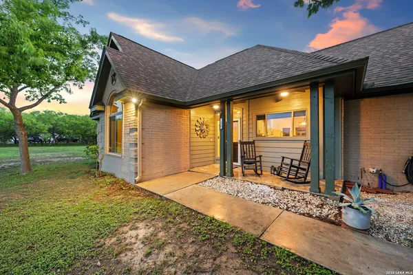 $399,000 | 172 Rogues Hollow, Seguin, TX 78155