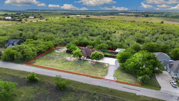 $399,000 | 172 Rogues Hollow, Seguin, TX 78155