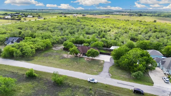 $399,000 | 172 Rogues Hollow, Seguin, TX 78155