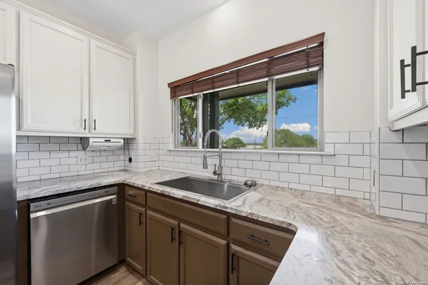 $399,000 | 172 Rogues Hollow, Seguin, TX 78155