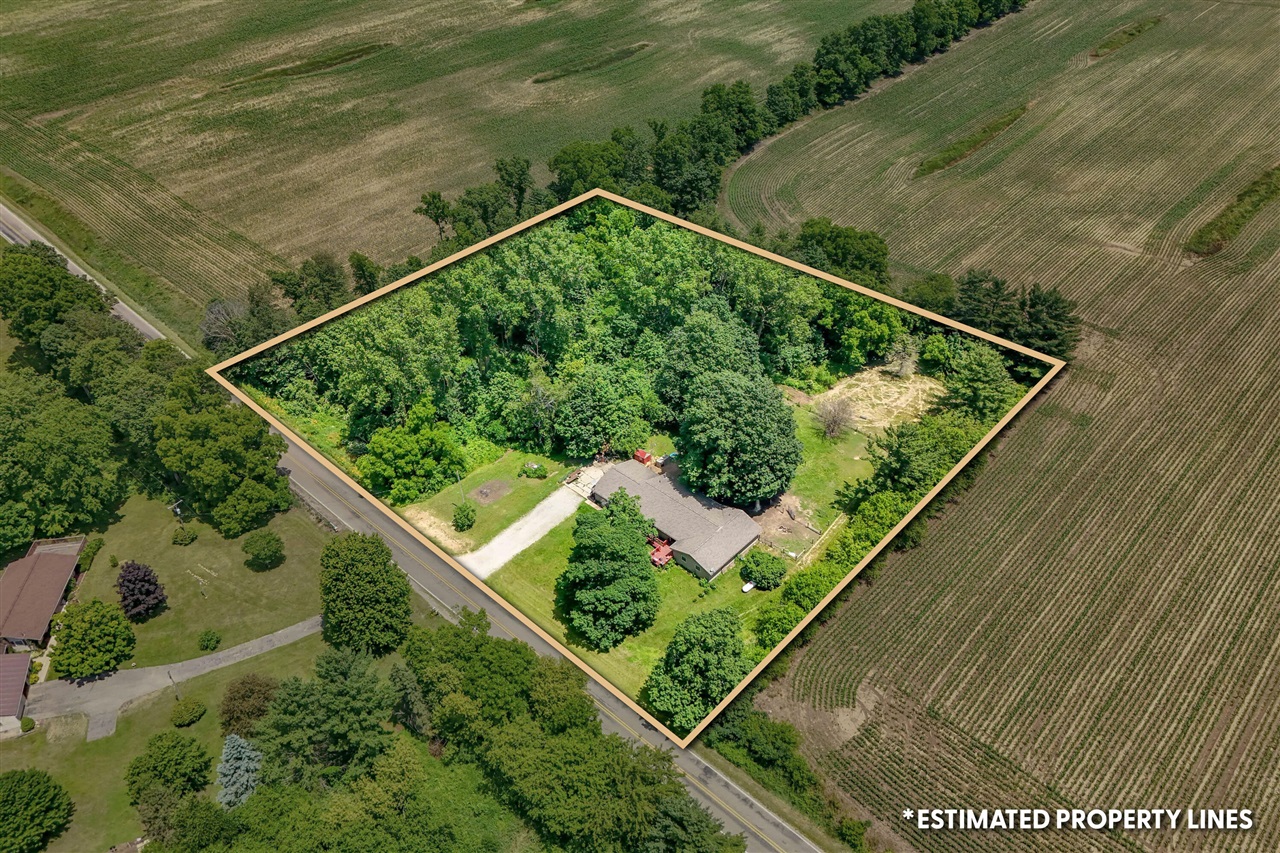 7051 Long Lake Road Reading, MI 49274 - Photo 5 of 54