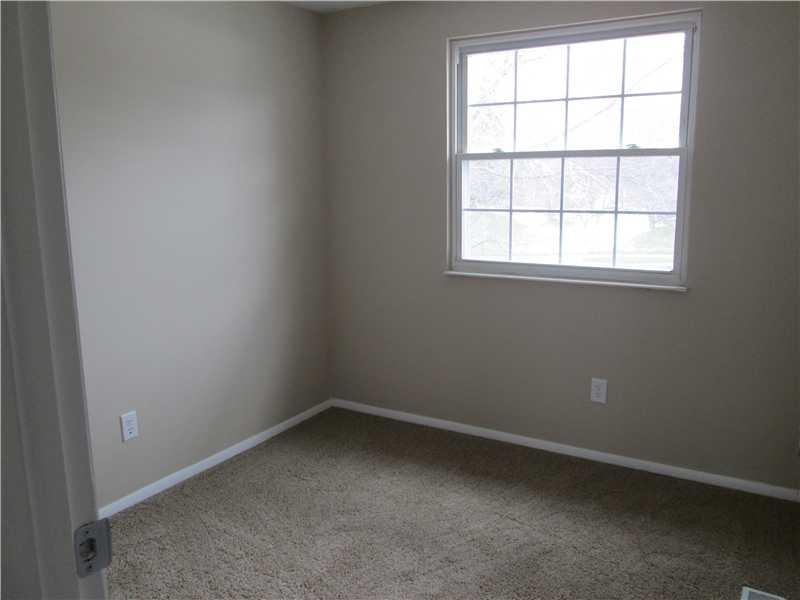 1324 Lansdowne Road Indianapolis, IN 46234 - Photo 9 of 18 Gallery Image 9