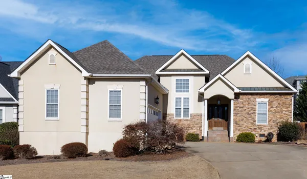 $335,000 | 11 Magnolia Pl Court, Simpsonville, SC 29681