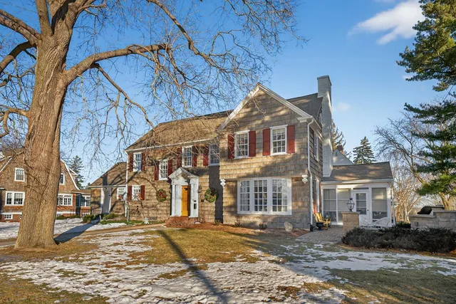 $1,300,000 | 726 10th Avenue Southwest, Rochester, MN 55902