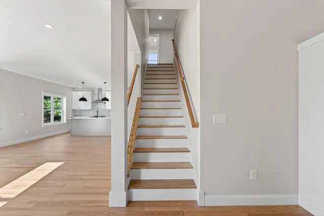 $699,900 | 10 Nicklaus Lane, Westbrook, ME 04092