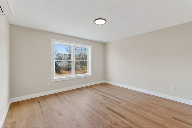 $699,900 | 10 Nicklaus Lane, Westbrook, ME 04092