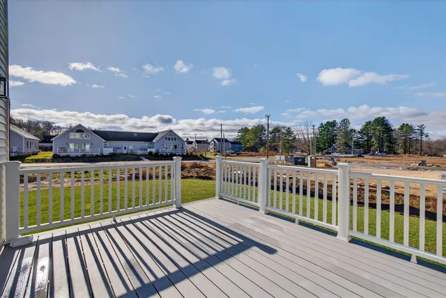 $699,900 | 10 Nicklaus Lane, Westbrook, ME 04092