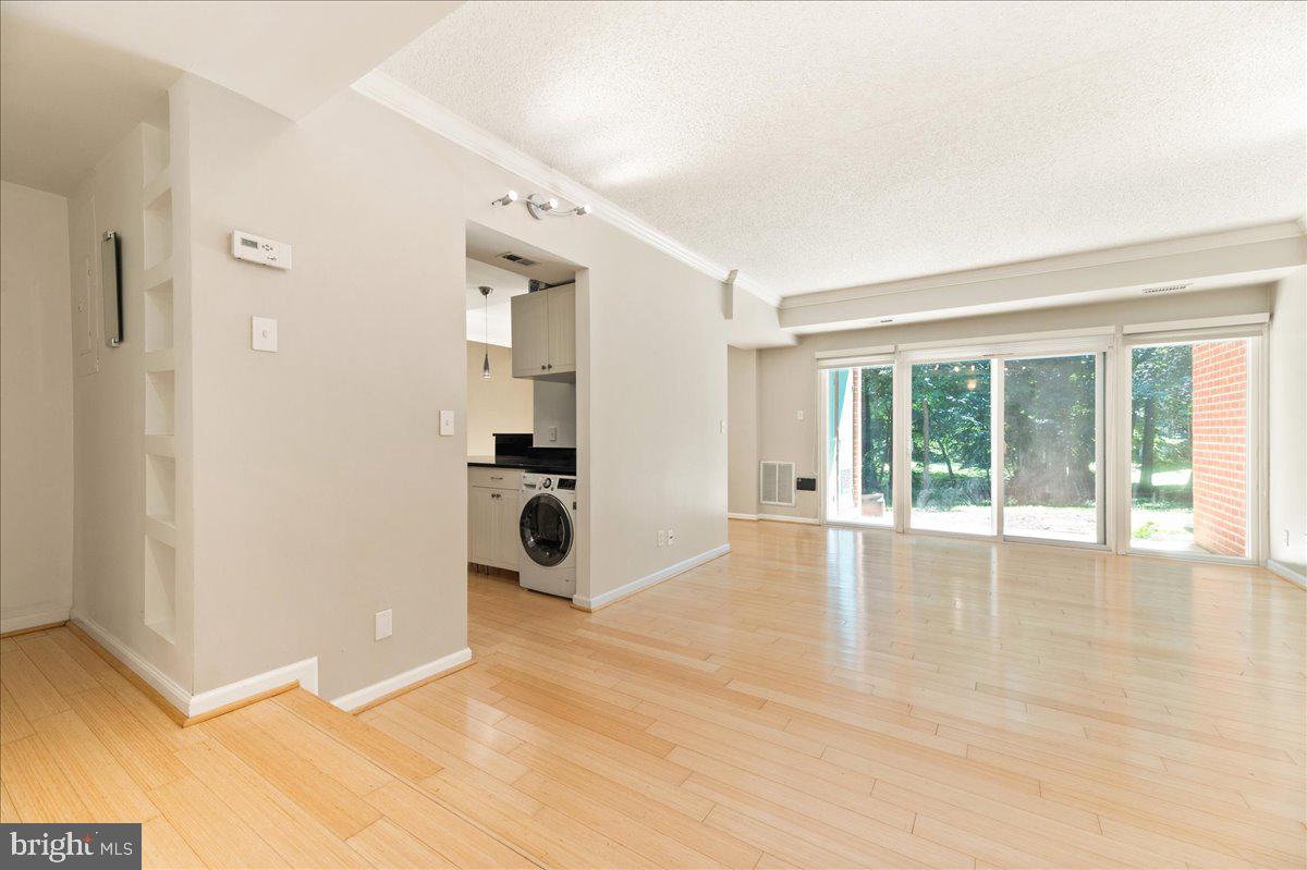 11814 Breton Court, Unit 1A Reston, VA 20191 - Photo 6 of 15