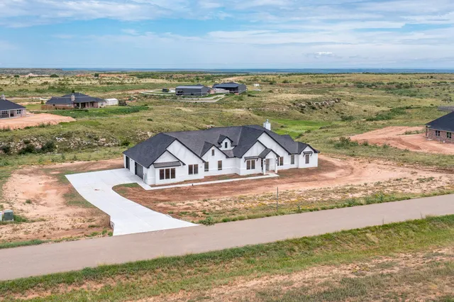 $734,950 | 1701 Blakely Holw Drive, Amarillo, TX 79124