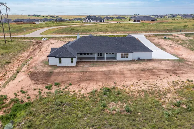 $734,950 | 1701 Blakely Holw Drive, Amarillo, TX 79124
