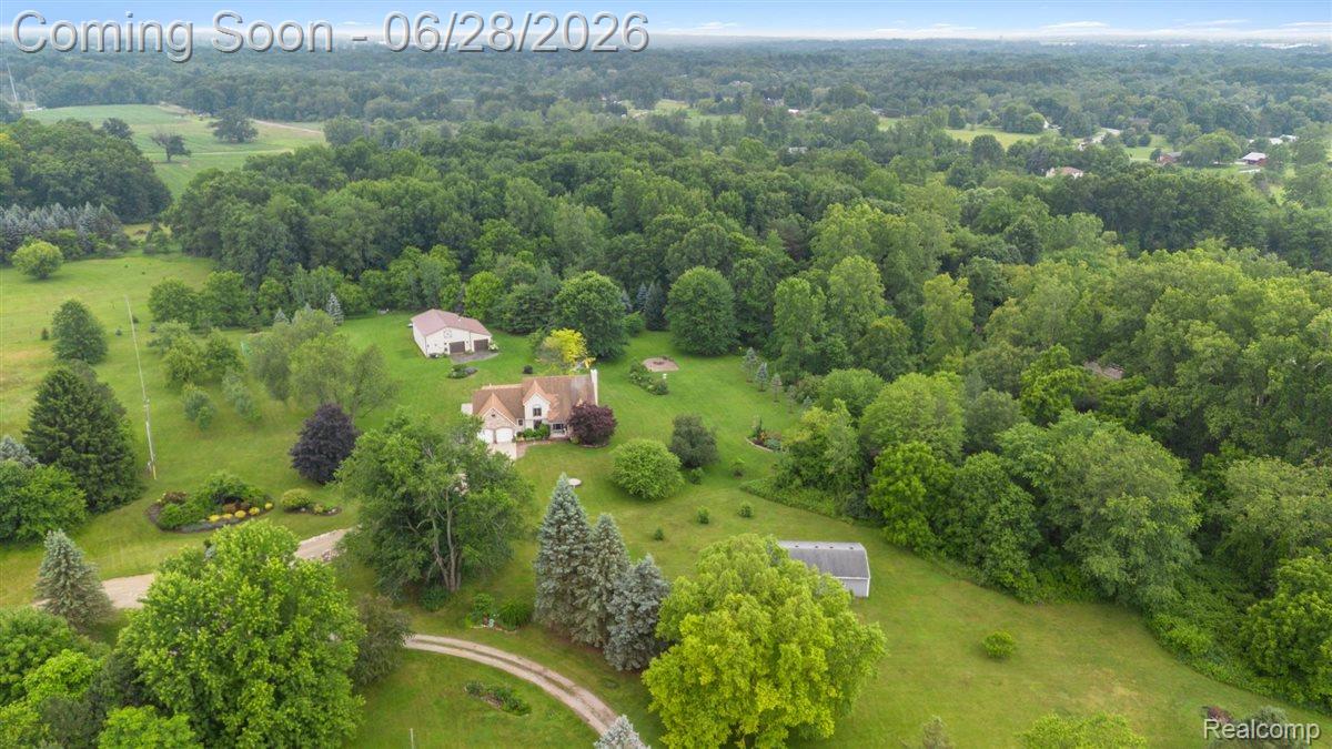 125 Olde Franklin Road Howell, MI 48855 - Photo 50 of 57 02-125 Olde Franklin-179.jpg