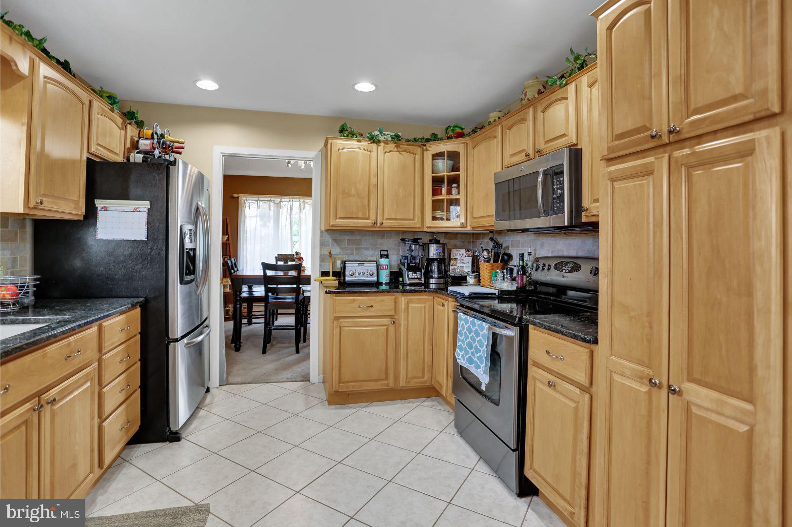 185 Orchard Road Reading, PA 19605 - Photo 14 of 38 Kitchen