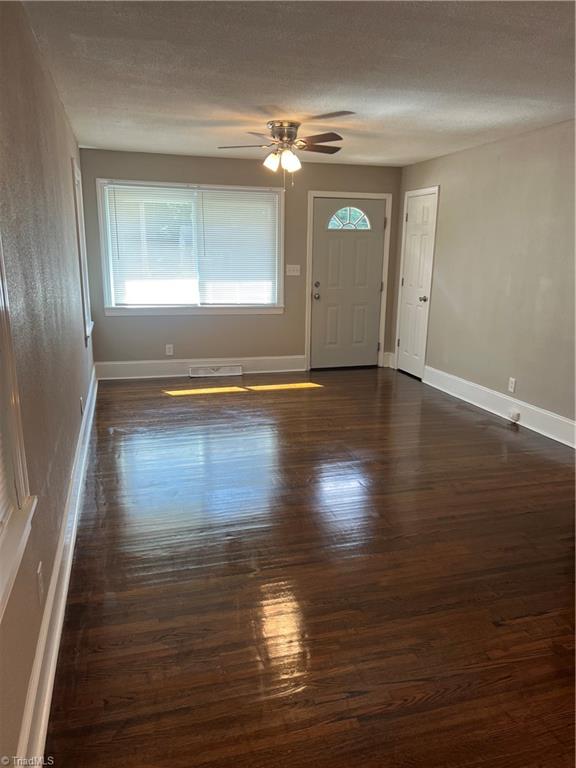 1428 Futrelle Drive High Point, NC 27262 - Photo 5 of 19