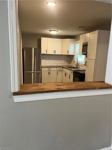 $199,500 | 1428 Futrelle Drive, High Point, NC 27262