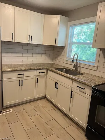 $199,500 | 1428 Futrelle Drive, High Point, NC 27262