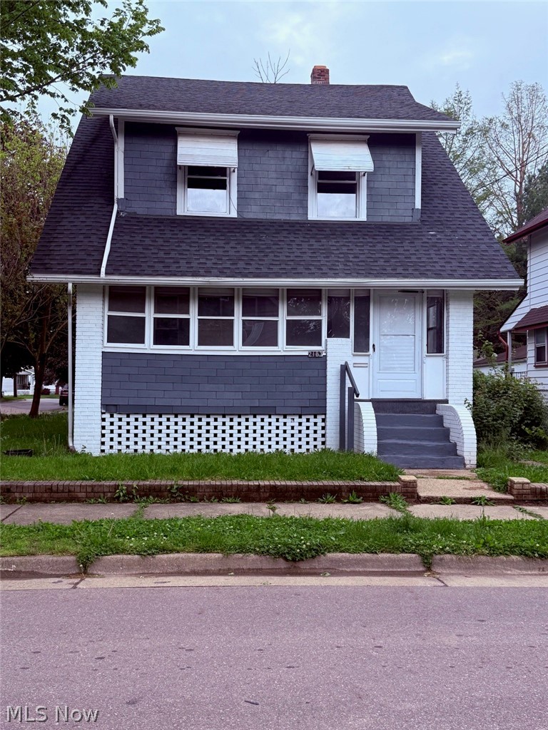 2183 25th Street Southwest Akron, OH 44314 - Photo 1 of 48