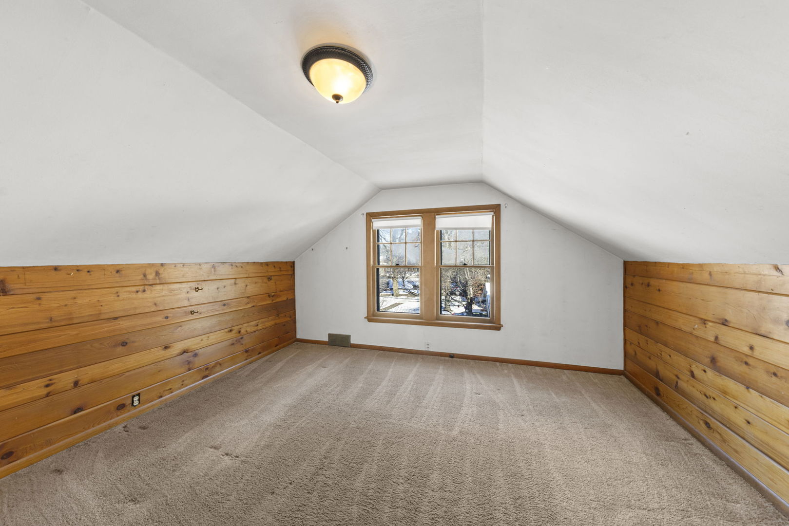 531 Delles Road Wheaton, IL 60187 - Photo 17 of 32 Gallery Image 17