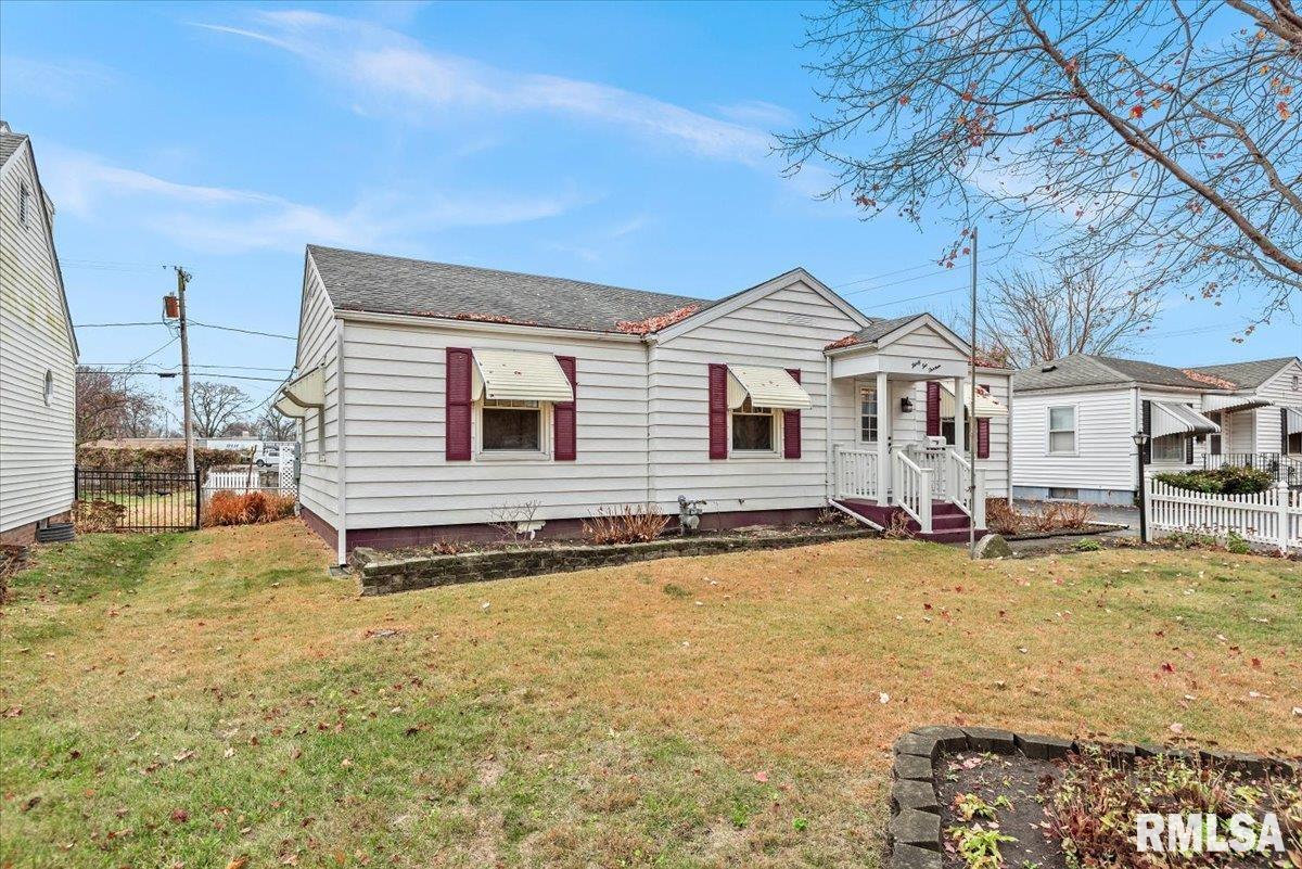 3213 Sherman Street Springfield, IL 62703 - Photo 2 of 41