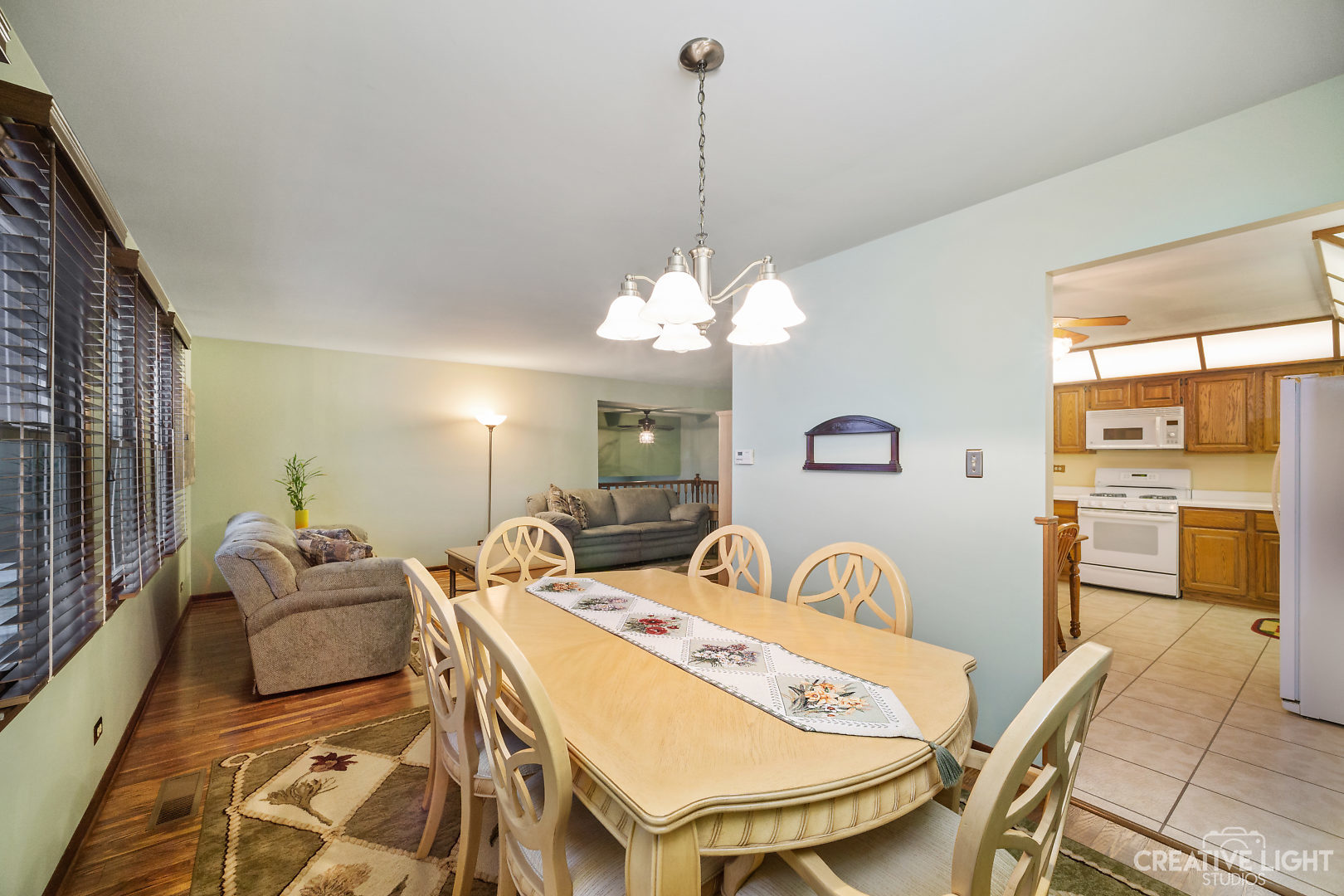 462 Rockhurst Road Bolingbrook, IL 60440 - Photo 6 of 24