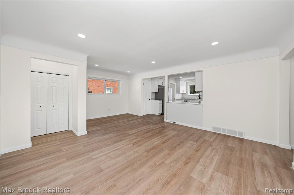 1544 Sheffield Road Birmingham, MI 48009 - Photo 10 of 51