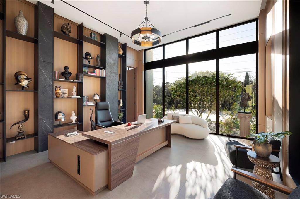 6616 Trail Boulevard Naples, FL 34108 - Photo 31 of 49