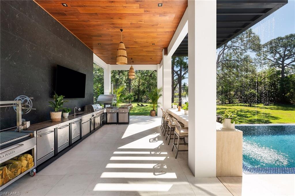 6616 Trail Boulevard Naples, FL 34108 - Photo 33 of 49