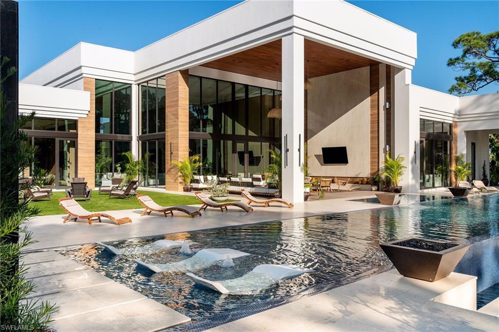 6616 Trail Boulevard Naples, FL 34108 - Photo 47 of 49