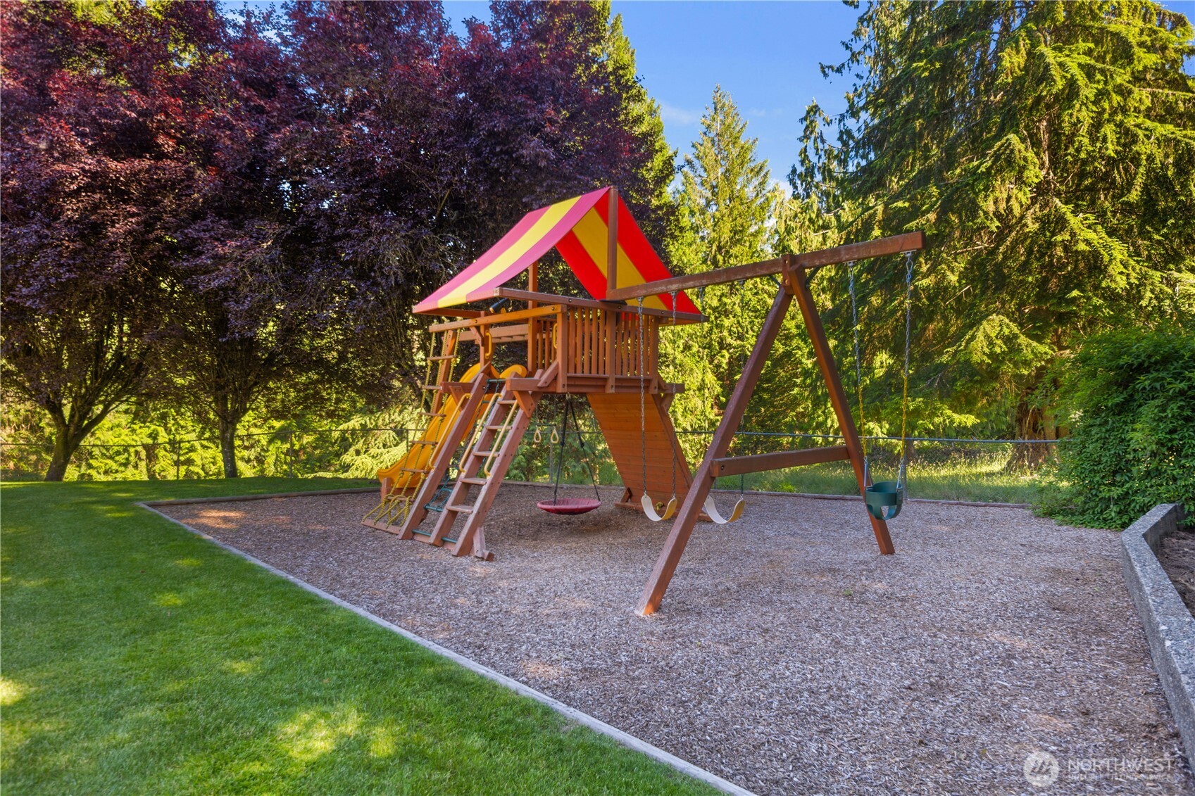 16816 Southeast Lake Moneysmith Road Auburn, WA 98092 - Photo 37 of 40