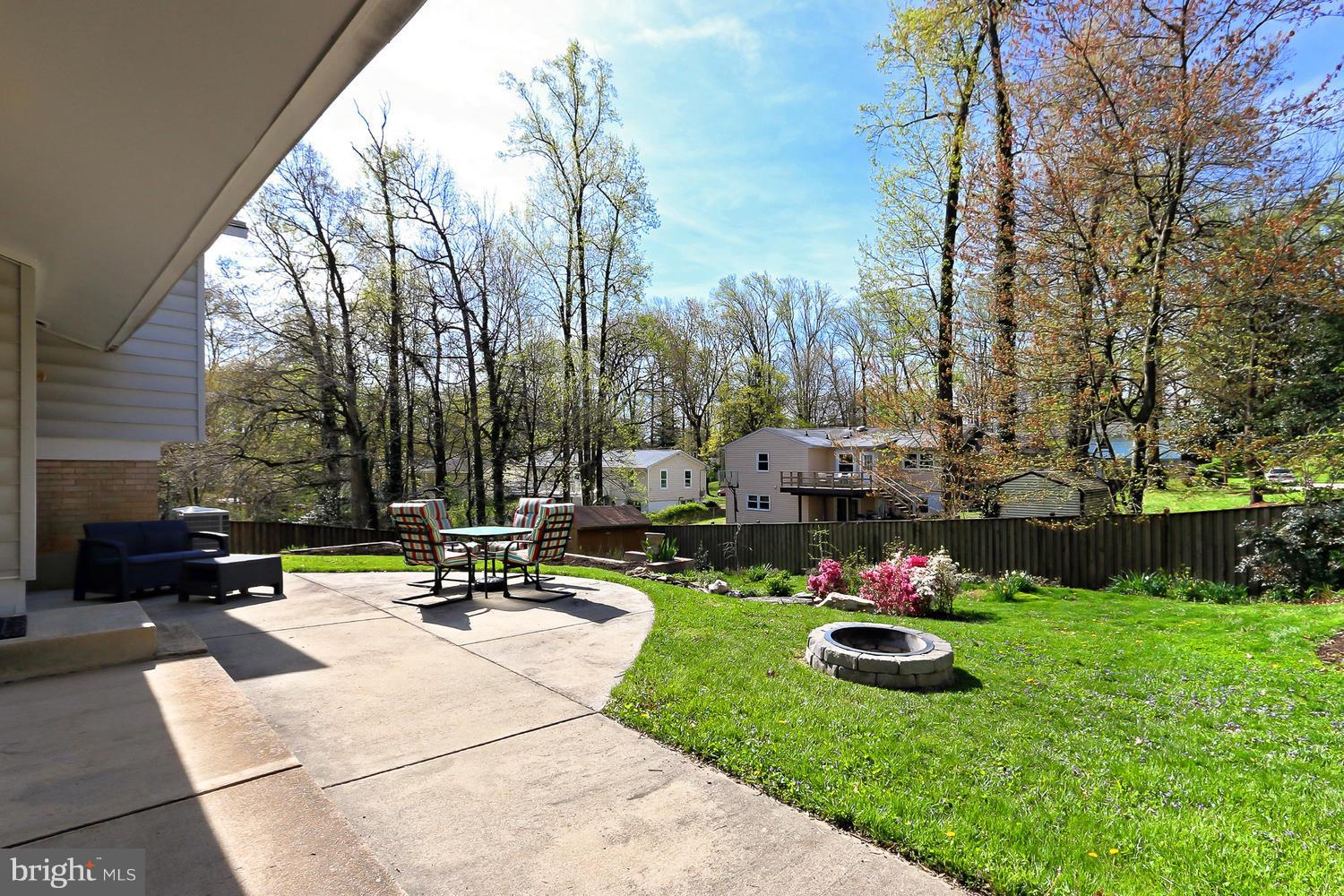 8211 Blairton Road Springfield, VA 22152 - Photo 22 of 27 Exterior (Rear)