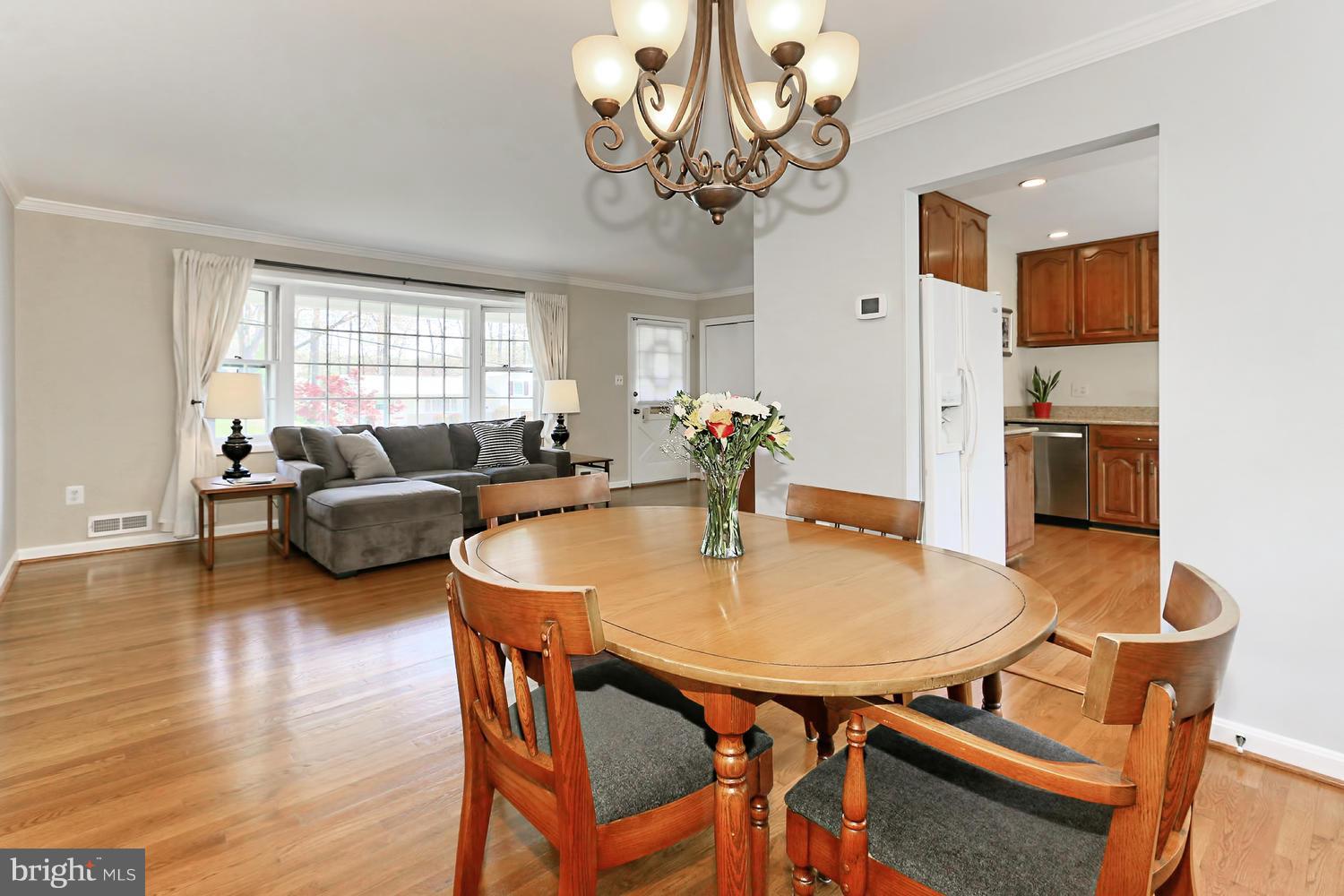8211 Blairton Road Springfield, VA 22152 - Photo 5 of 27 Dining Room