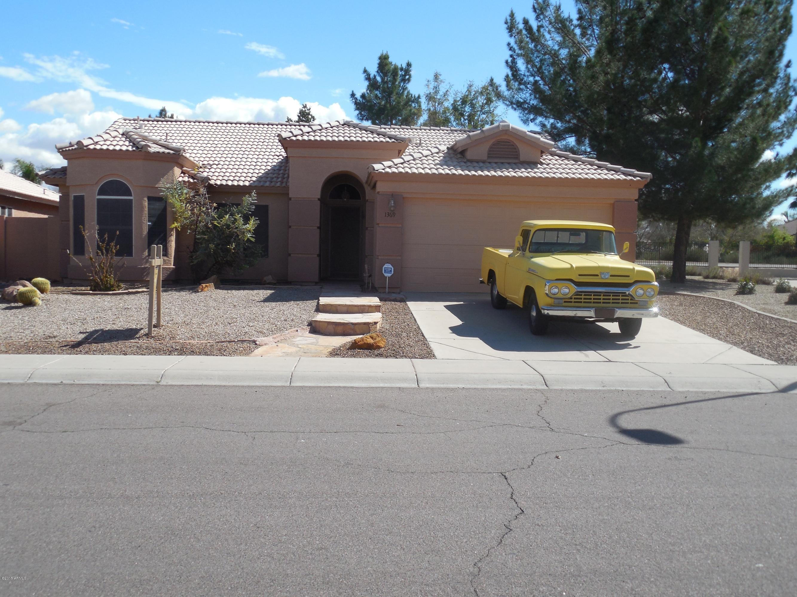 1369 South Monterey Street Gilbert, AZ 85233 - Photo 1 of 28 DSCN0575
