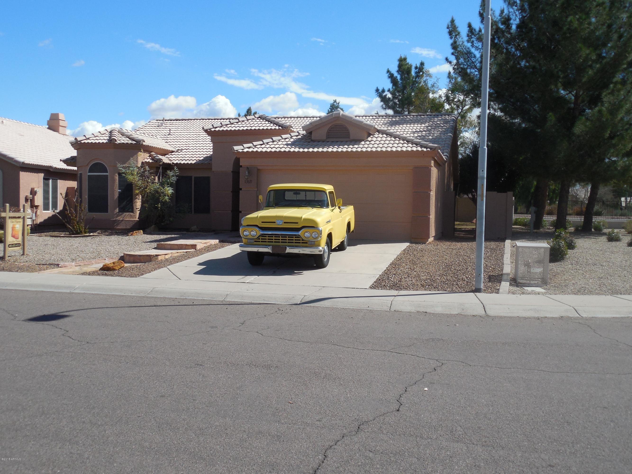 1369 South Monterey Street Gilbert, AZ 85233 - Photo 4 of 28 DSCN0574
