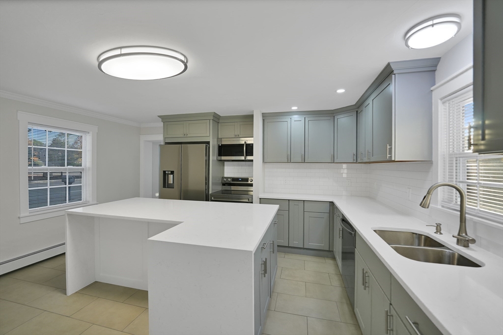 245 Wareham Road Marion, MA 02738 - Photo 6 of 42
