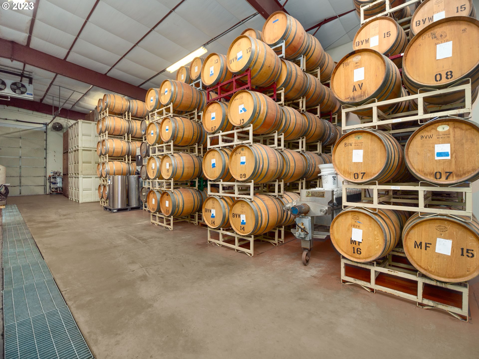 345 1st Street Elkton, OR 97436 - Photo 13 of 34