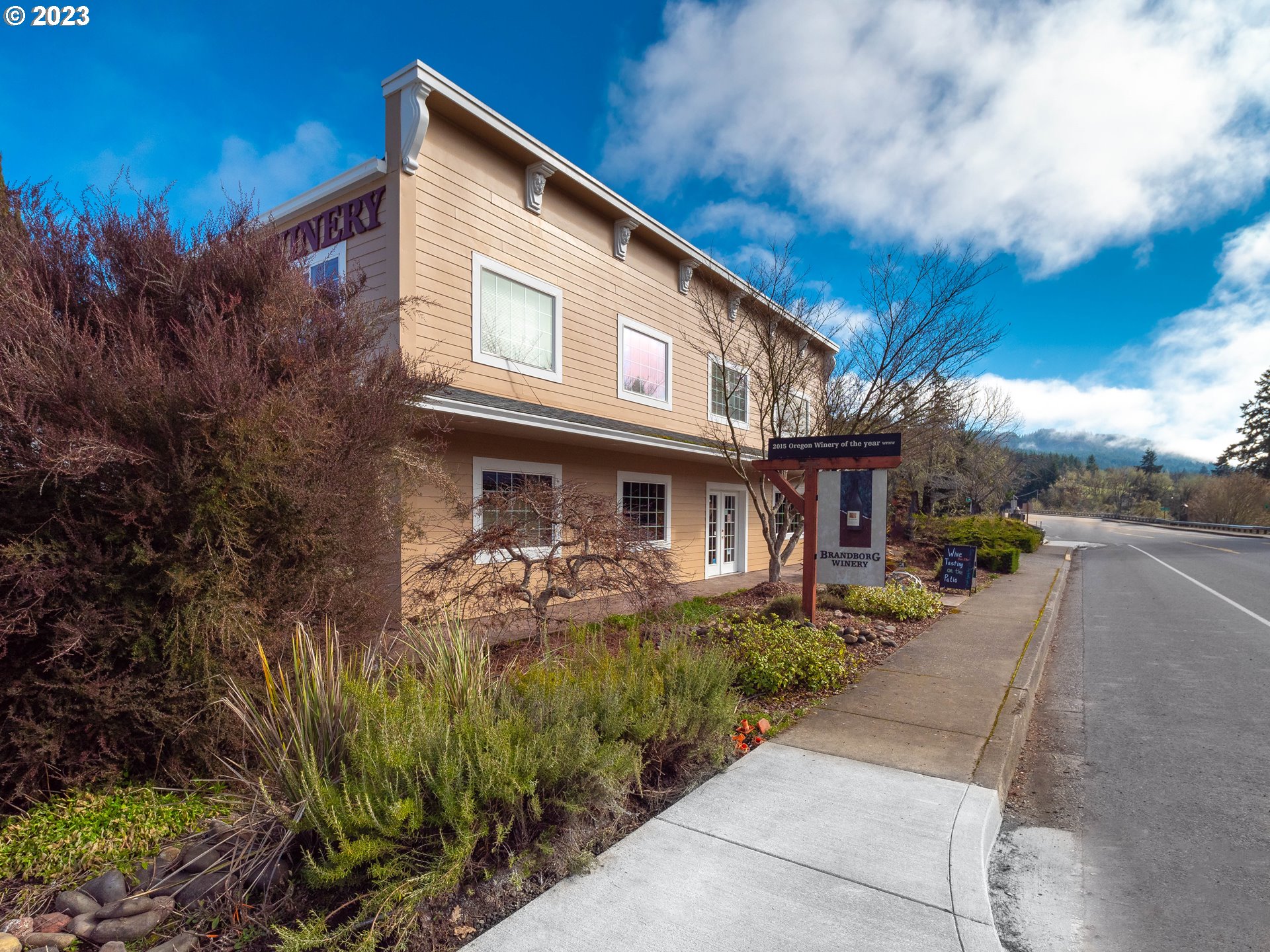 345 1st Street Elkton, OR 97436 - Photo 18 of 34