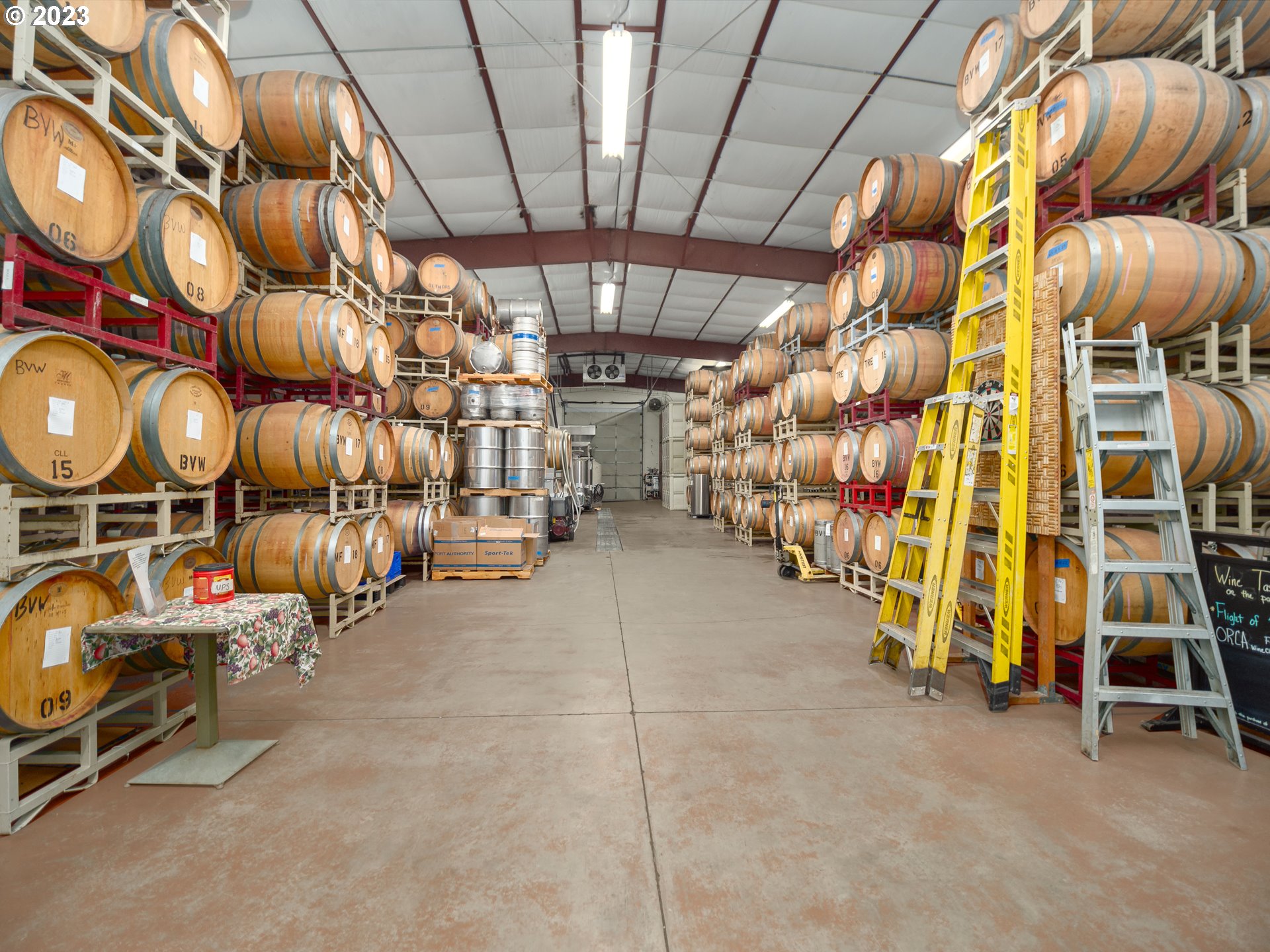 345 1st Street Elkton, OR 97436 - Photo 3 of 34