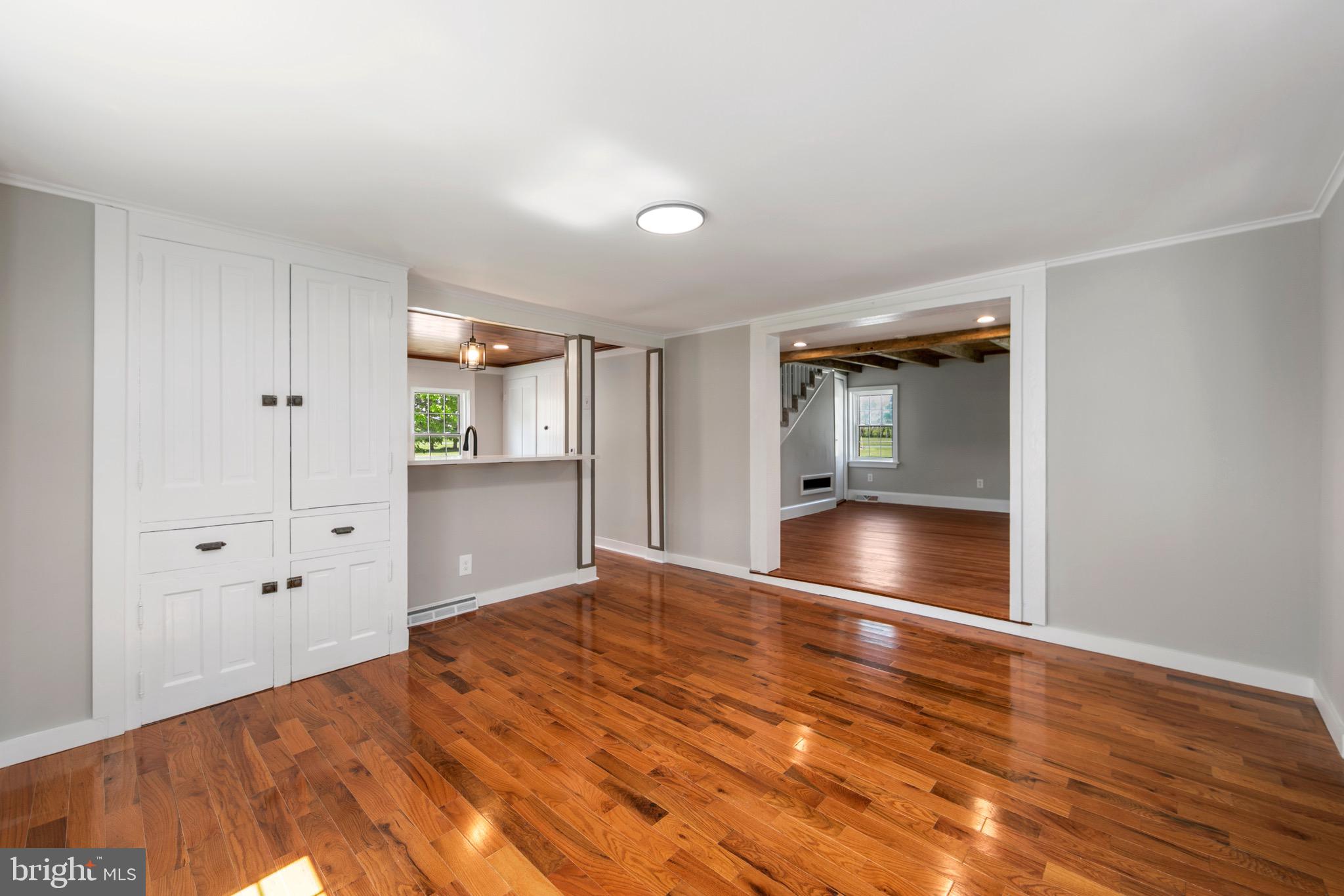 39 Main Street Pilesgrove, NJ 08098 - Photo 20 of 44