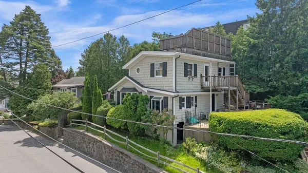 $1,550,000 | 2 Togan Way, Marblehead, MA 01945
