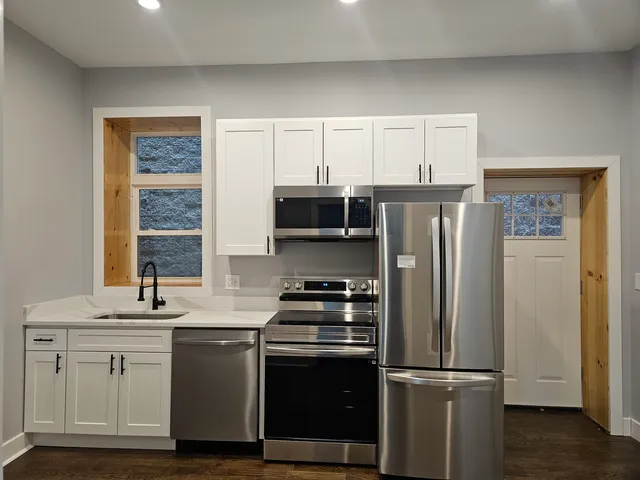 $1,595 | 831 South Western Avenue, Unit 1A, Chicago, IL 60612