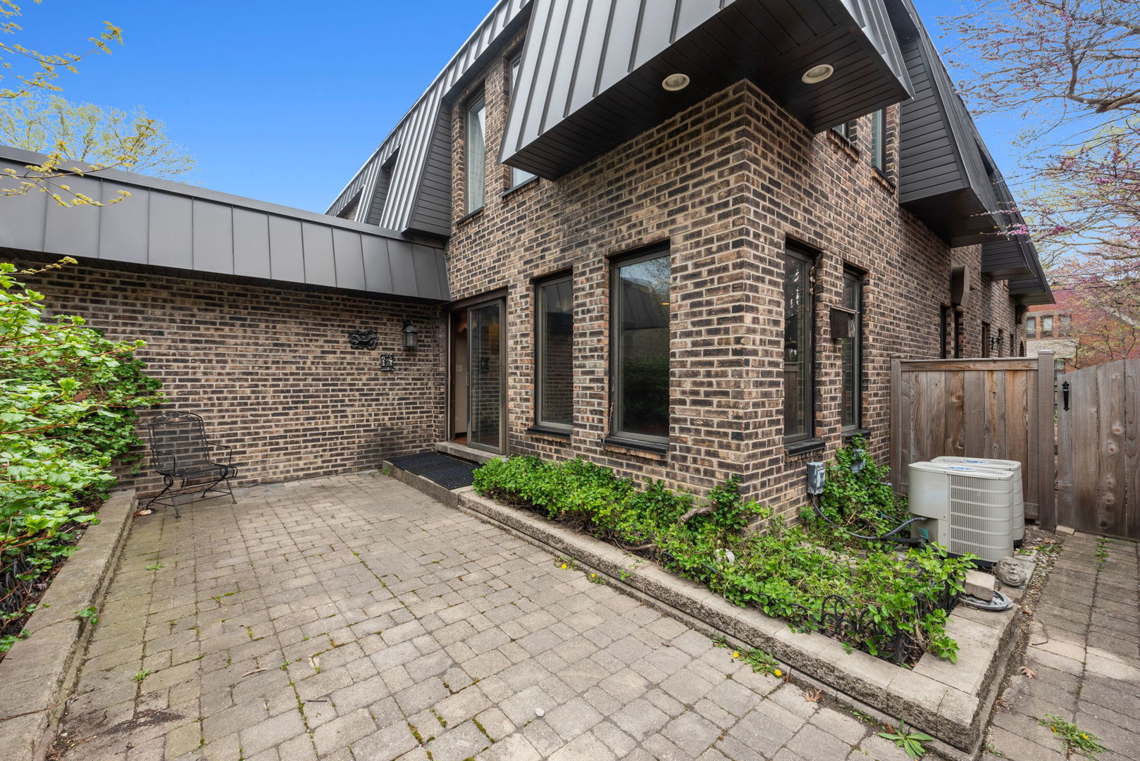1135 South Rose Avenue Park Ridge, IL 60068 - Photo 18 of 21 Gallery Image 18